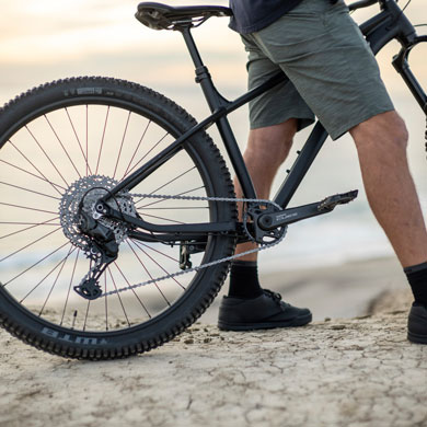 SHIMANO CUES